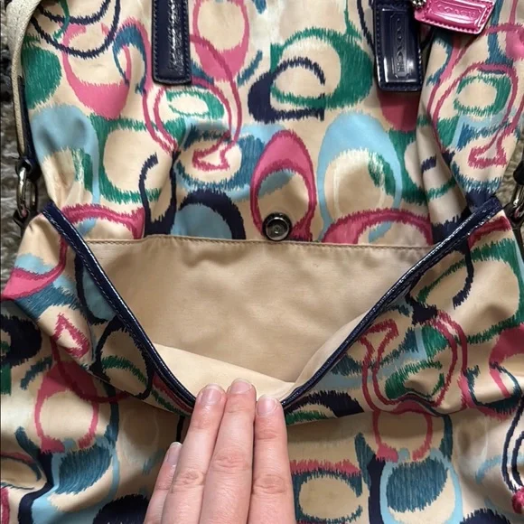 Coach Ikat Multicolor Signature C Patterned Purse - Picture 10 of 13